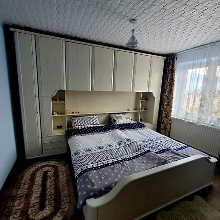 Apartament Bia Lupeni  Exterior photo